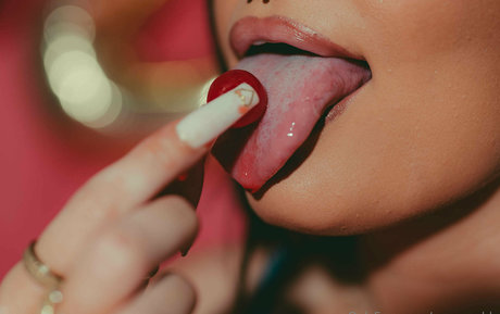 busty petite onlyfans hot gallery