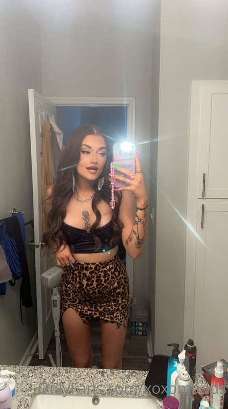 xoxomadds onlyfans striptease