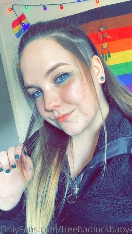 freebadluckbaby420 onlyfans leakes