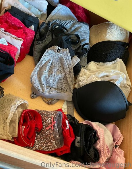 damerougeph onlyfans nude pics