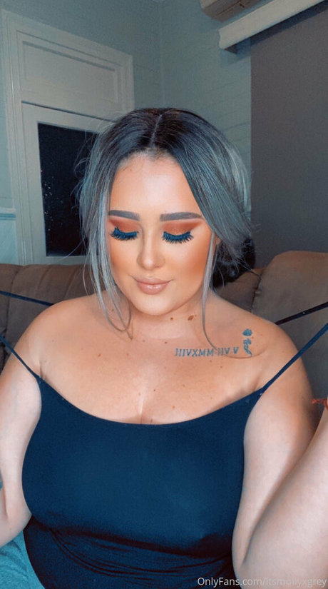 mollygrey previews onlyfans nude leak
