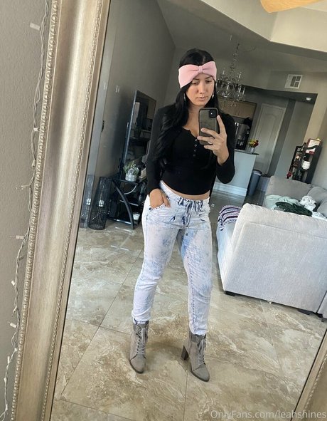 leahshines onlyfans leaked photos