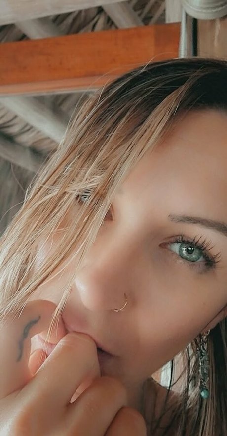 lydialuxy free only fans