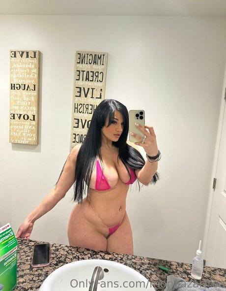monaazarfree sex onlyfans