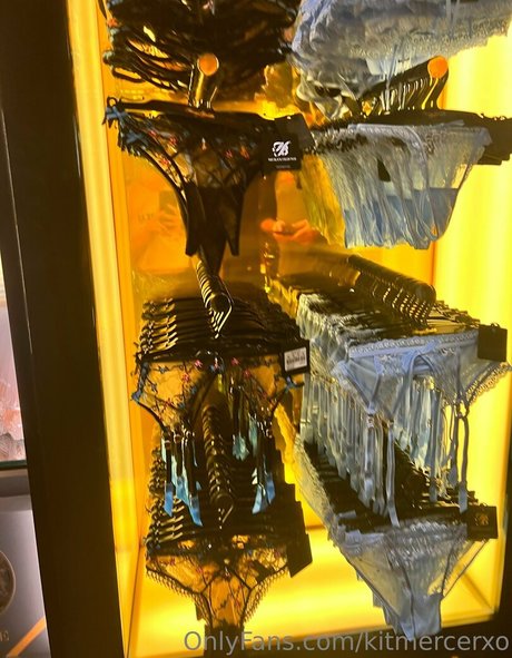 kitmercerxo onlyfans explicit content