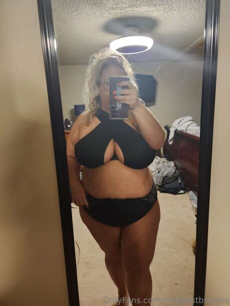 Midwestbreasts onlyfans free