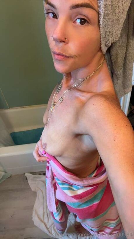 Sexyredhead0984 onlyfans pictures