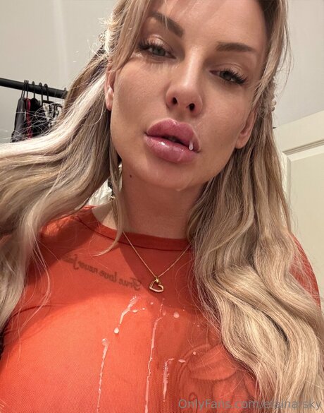 Elaina Sky onlyfans leak new