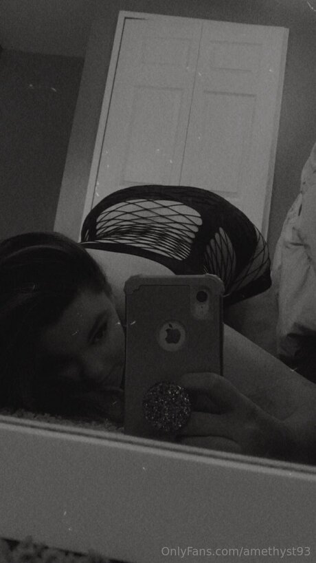 Amethyst93 onlyfans leak nude