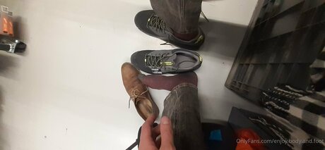 Enjoy Body And Foot porn only fans