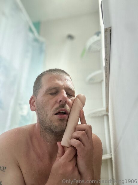 Daddyking1986 leaked only fans porn