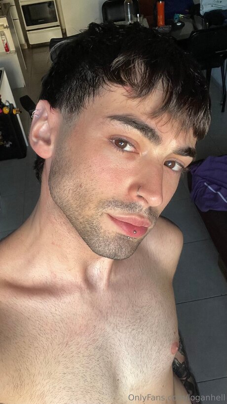 Loganhell naked onlyfans leak