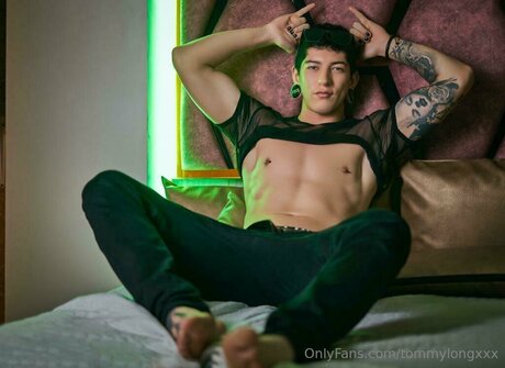 Tommylongxxx only fans porn