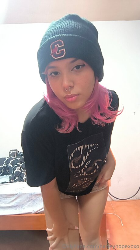 Harleyhopexoxo onlyfans leaked tits