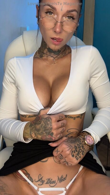 Sarahschmidtfree only fans pictures