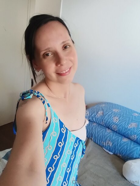 Shewolfdani onlyfans public photos