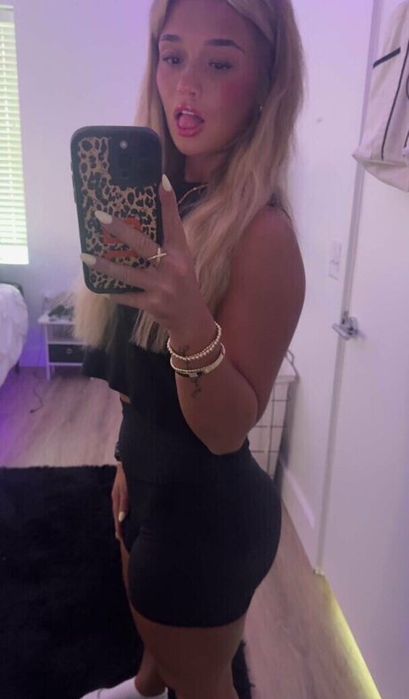 bodybuilder couple onlyfans pornographic shots