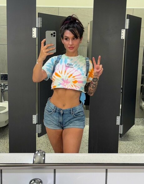 Lauren Hunt only fans pic