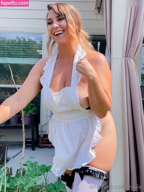 Yuuie onlyfans leaked.