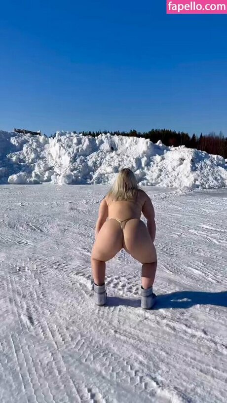 Piia Maria desnuda onlyfans