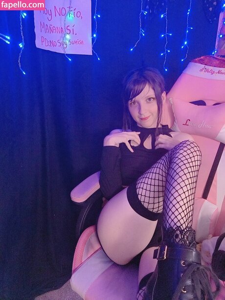 Suminoze onlyfans free content