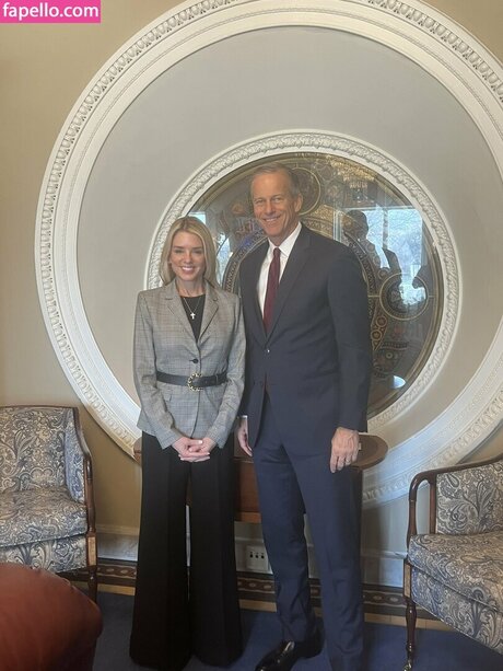 Pam Bondi porn onlyfans