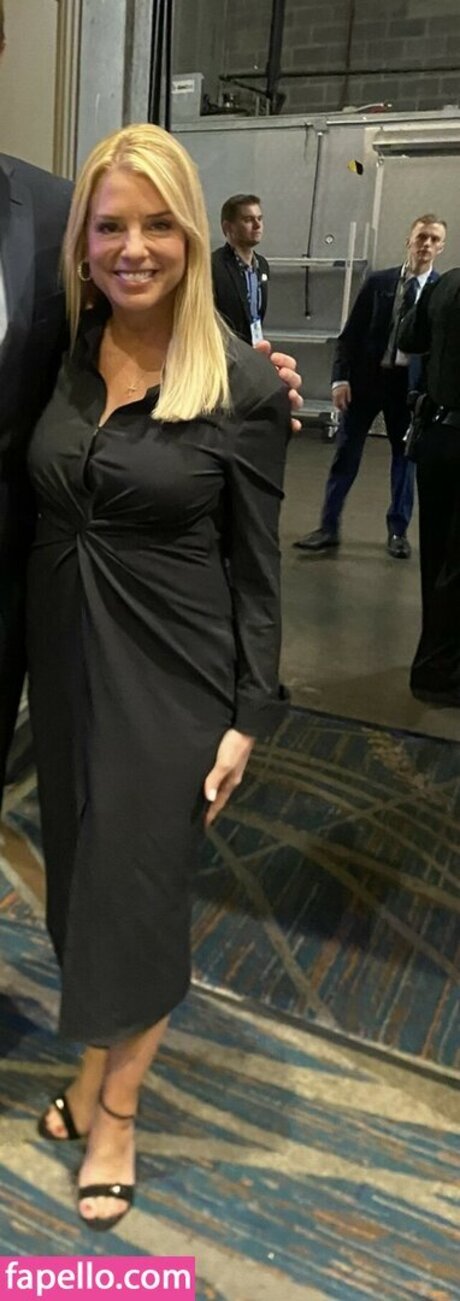 Pam Bondi nudes onlyfans leaks