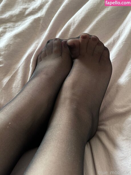 Blue Mooncat naked onlyfans