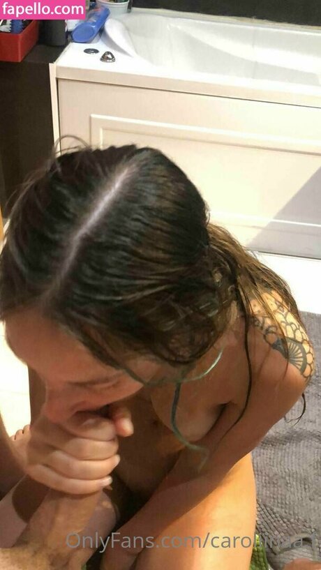 caroliinaa f onlyfans explicit content