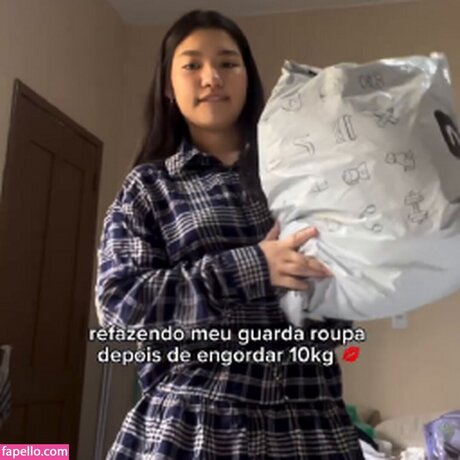 Clara Shirai onlyfans strip tease