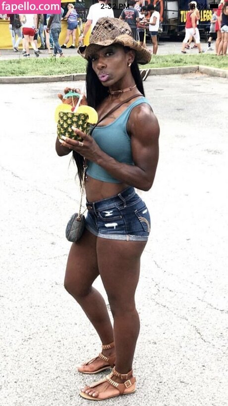 Toronica Jenkins onlyfans lean