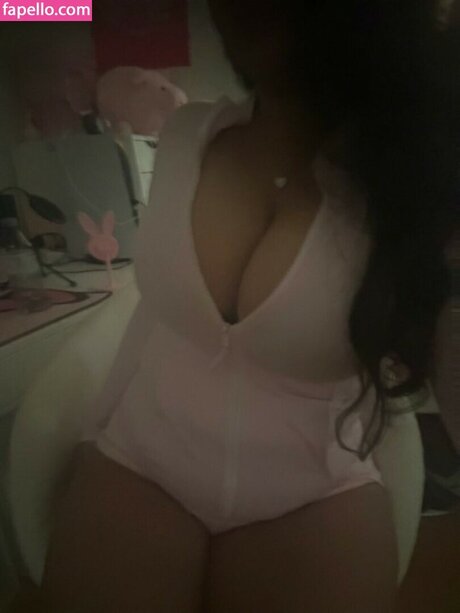 Pinkhealz Xyshams onlyfans page
