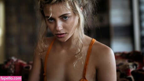 Charlotte Mckee only fans content