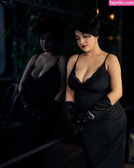 mumtahinaaa_ onlyfans nude porn