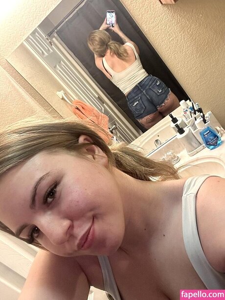 ideal onlyfans sexy nudes render