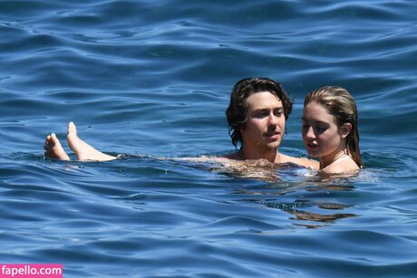 Grace Van Patten onlyfans leaked.