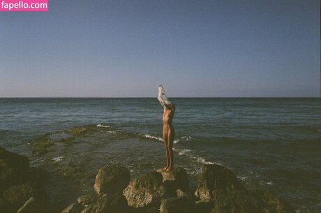 Lauren Sophie Messack onlyfans naked pics