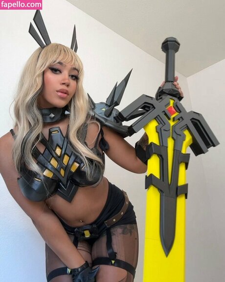 frizzyimposter only fans leak