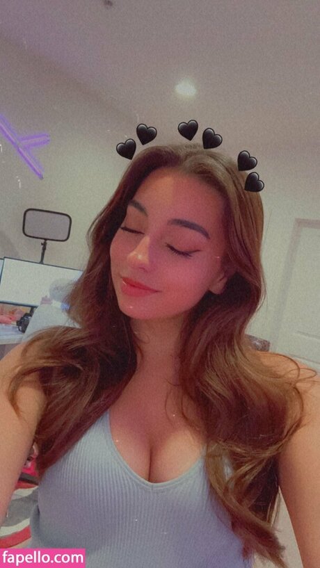 Lea Martinez onlyfans sextape leak