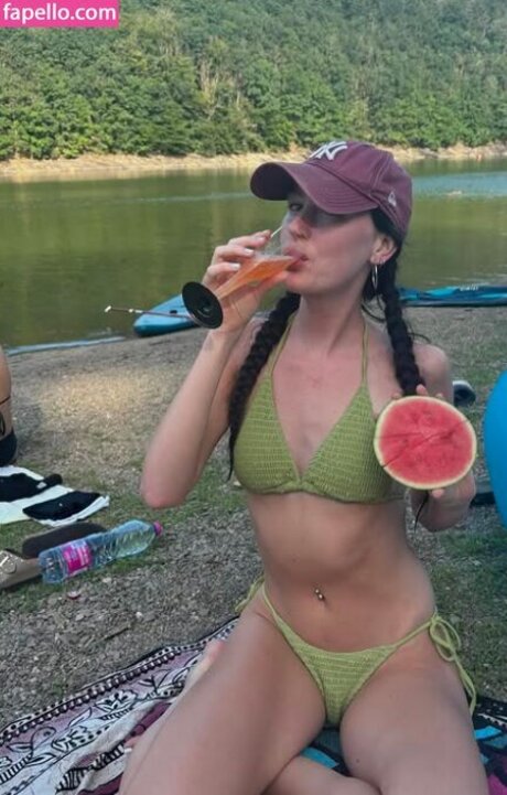 oliviarcox onlyfans pics nude