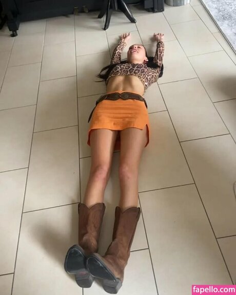 oliviarcox leaked naked onlyfans