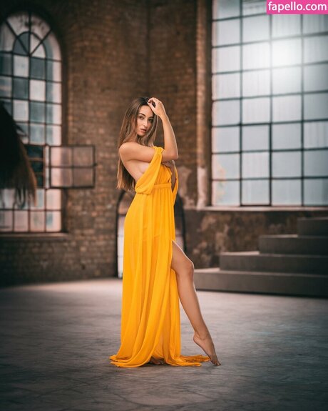 Larissa Schmiederer onlyfans content type