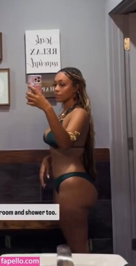 theorlandoqueen naked only fans