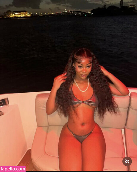 Cairothebiggesst naked on onlyfans