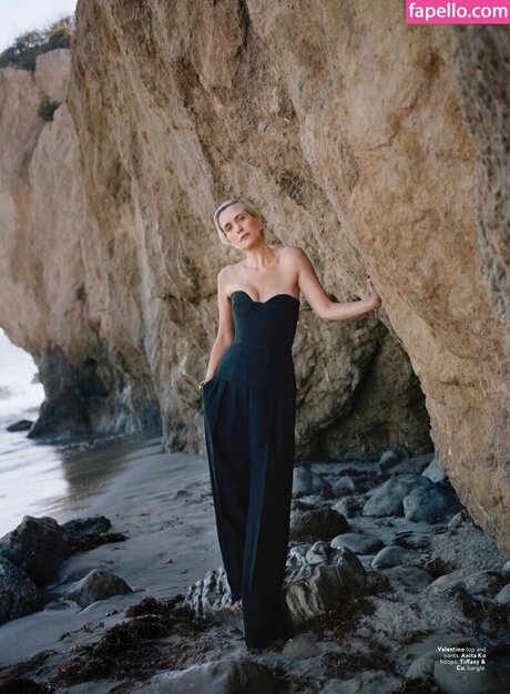 Kristen Wiig onlyfans leaks