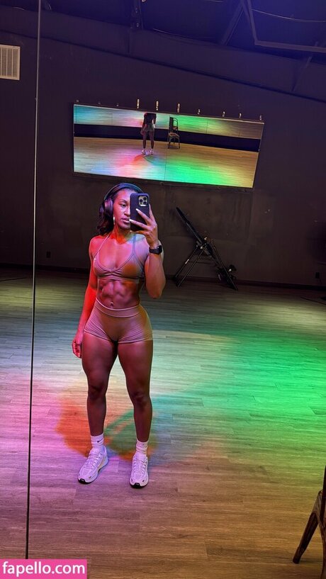 Tiara Howard nude only fans leaks