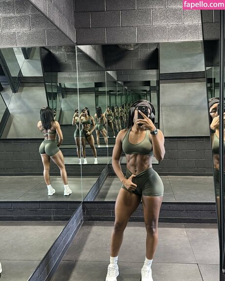 Tiara Howard en onlyfans