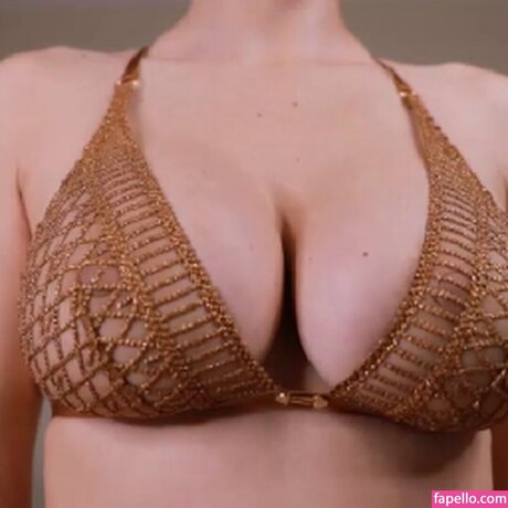 Velvet daydream nude on onlyfans