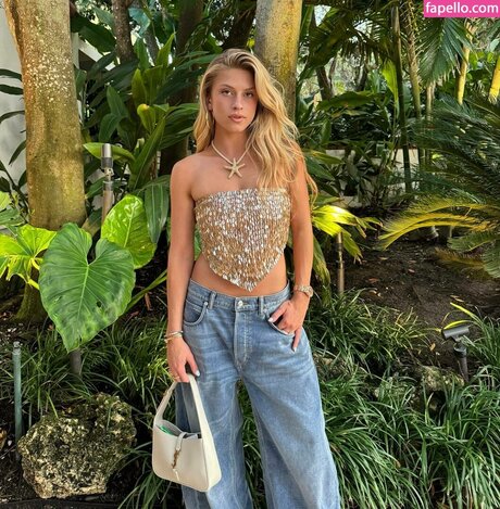 dripping pussy onlyfans hot self-portrait