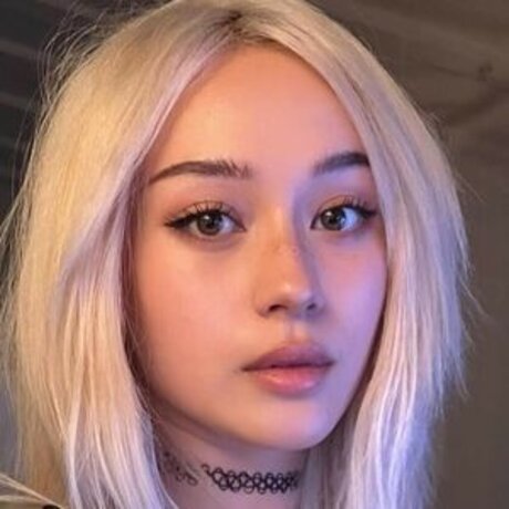 JadeyAnh onlyfans leak nudes